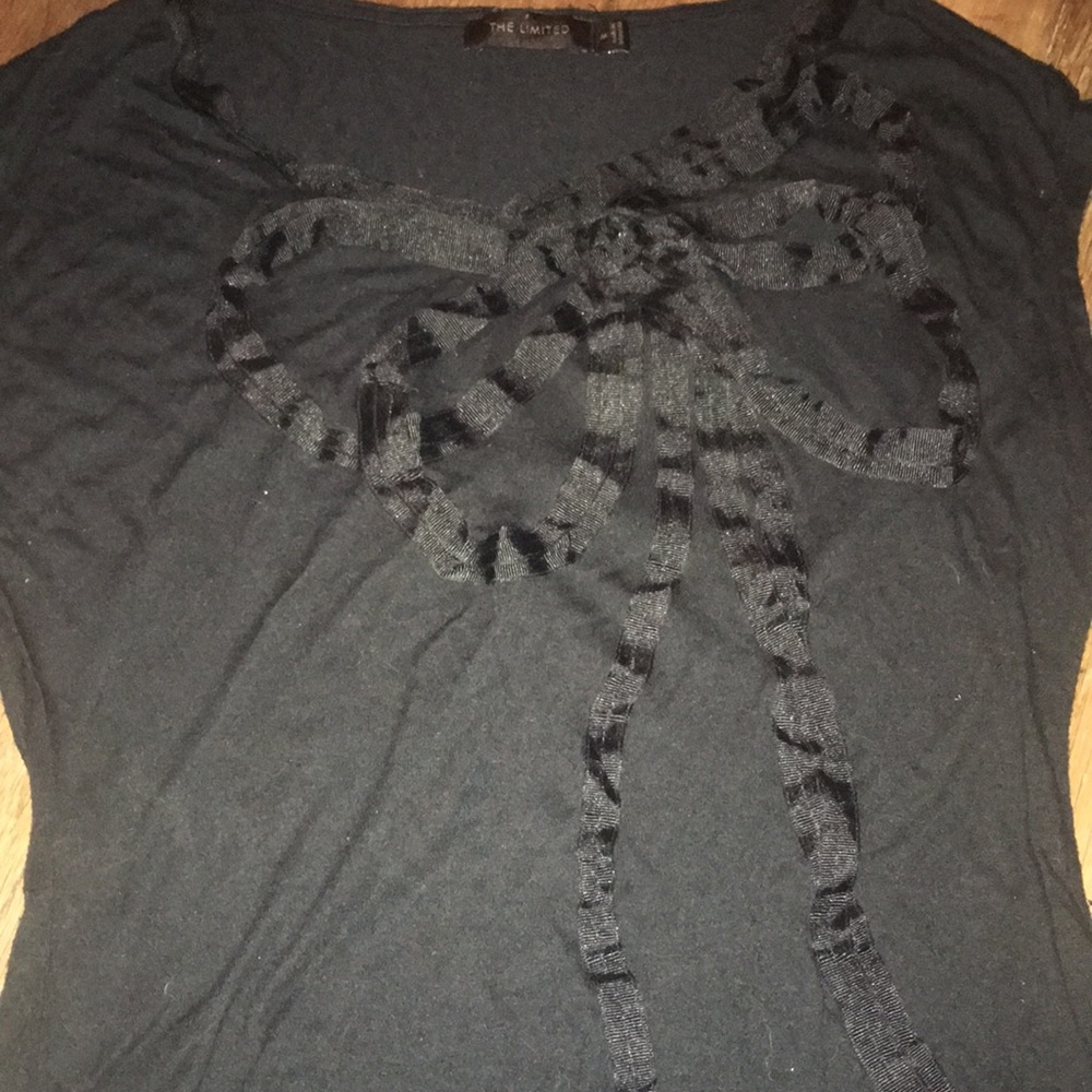 Women’s Limited BOW Design Top